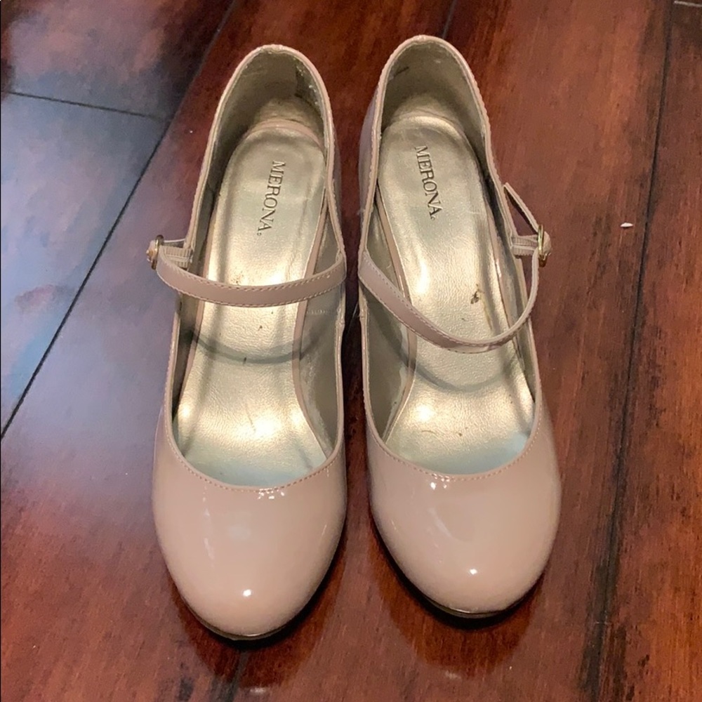 Nude Merona heels